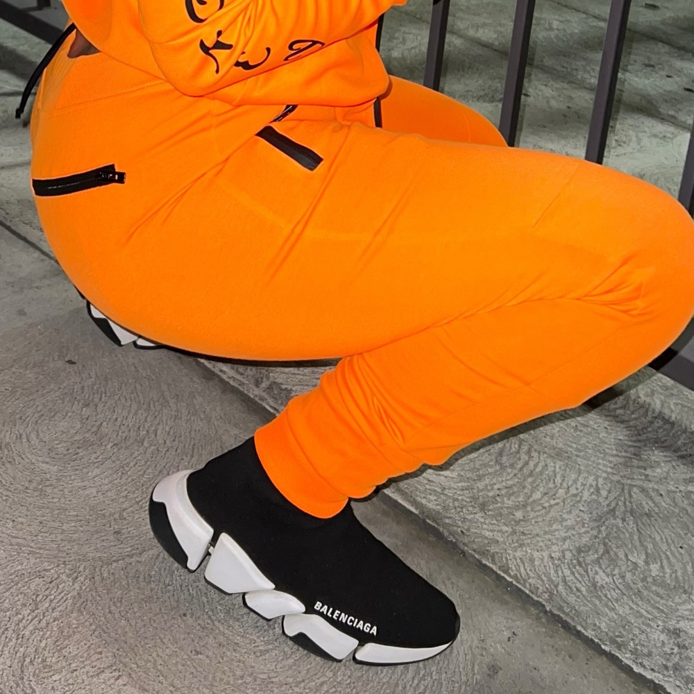 BALENCIAGA